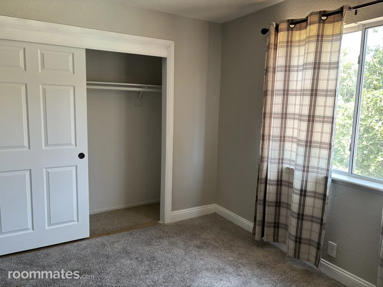 Profile photo 3 of 8