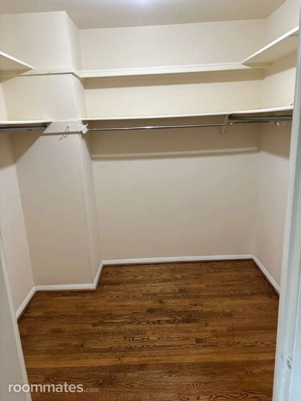 Profile photo 2 of 6