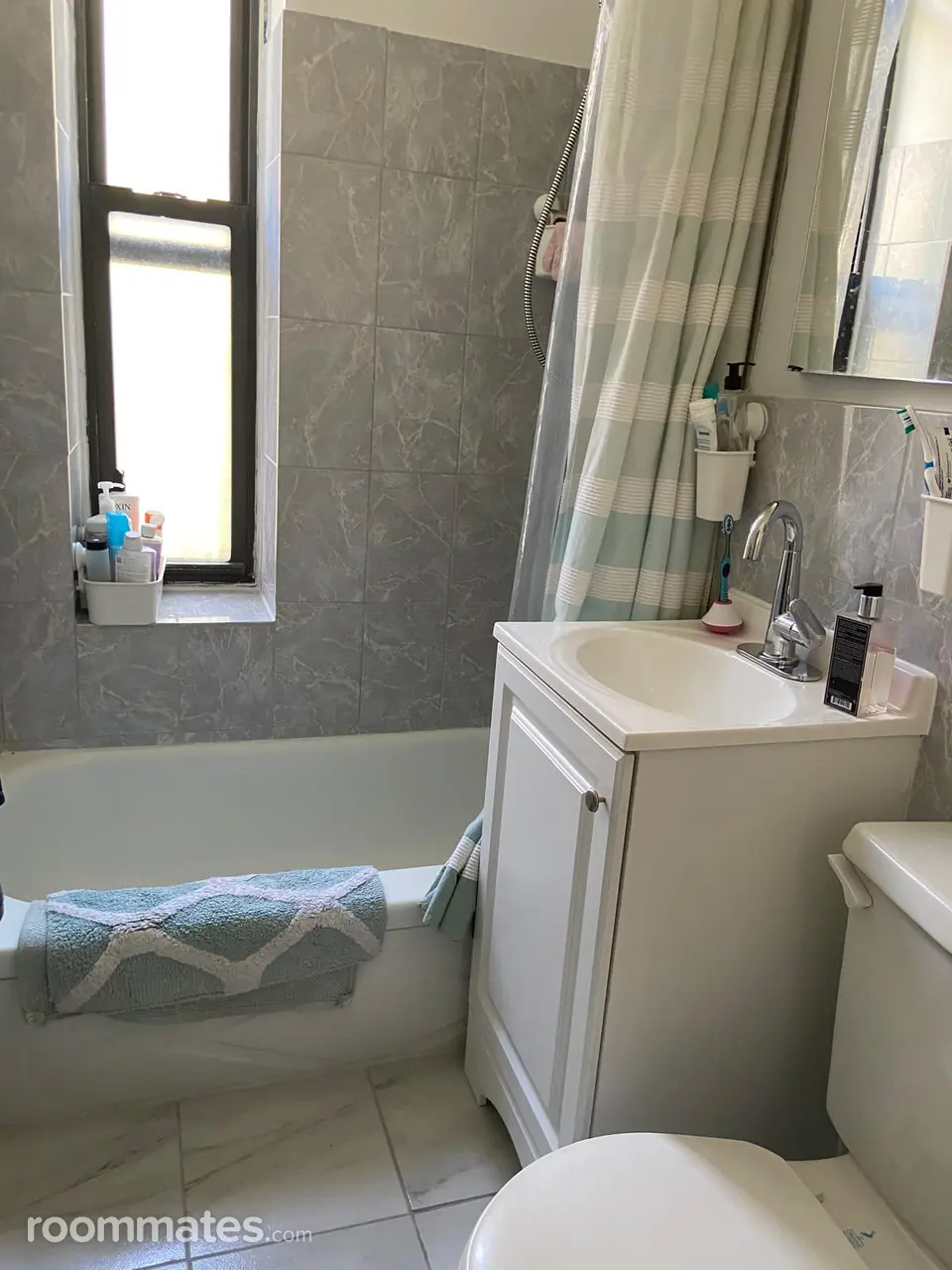 Profile photo 3 of 7