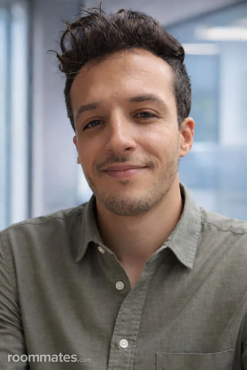 Profile photo 1 of 1