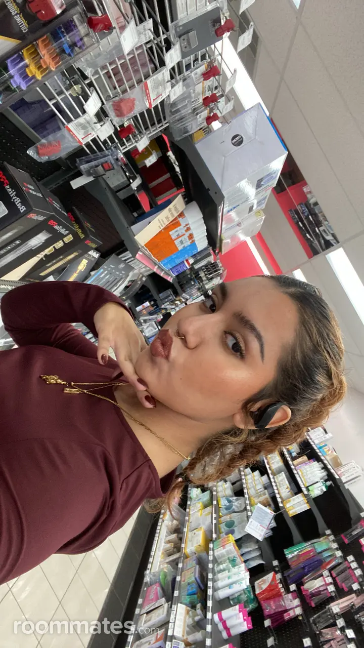 Profile photo 5 of 5