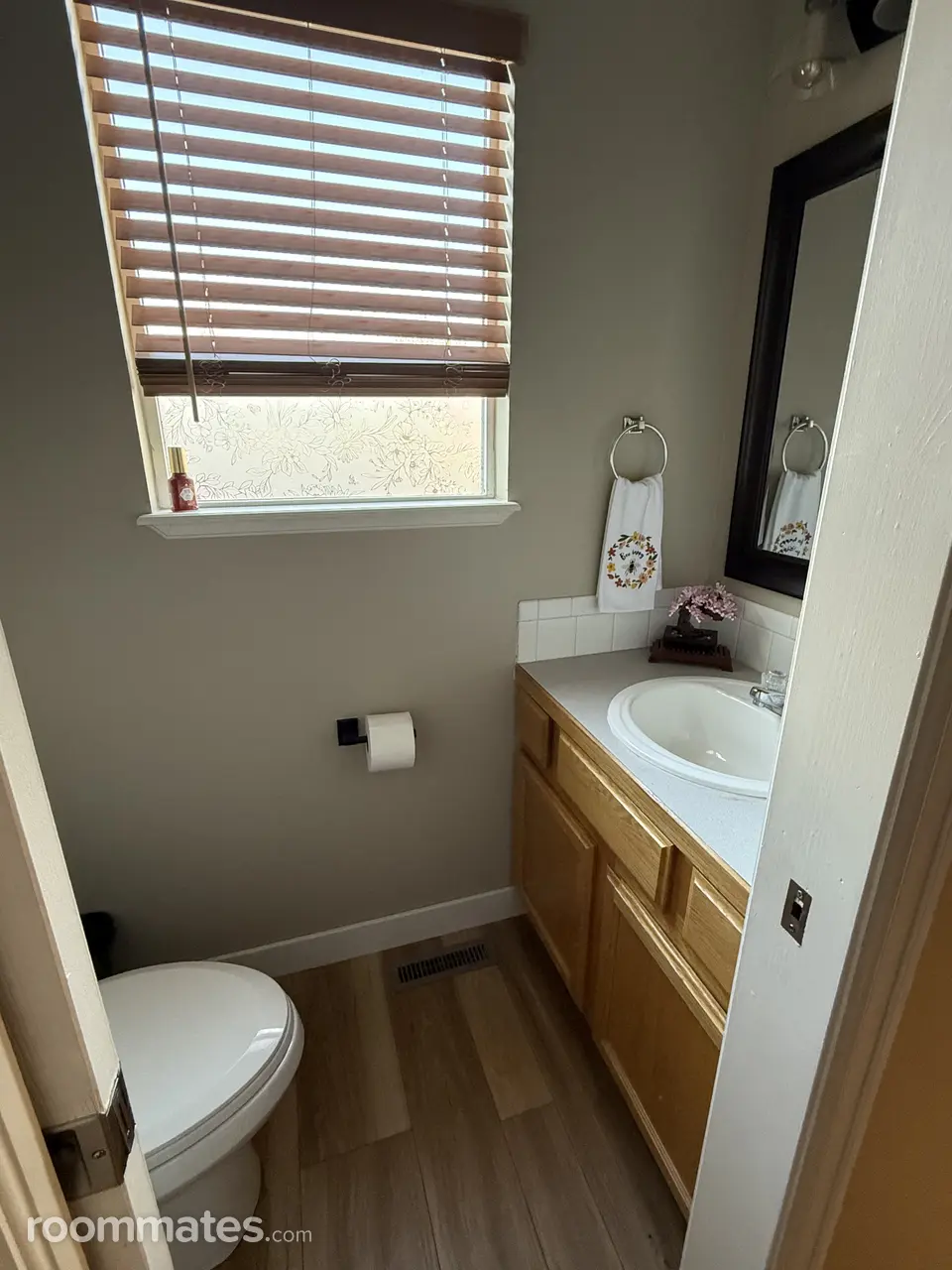 Profile photo 8 of 11