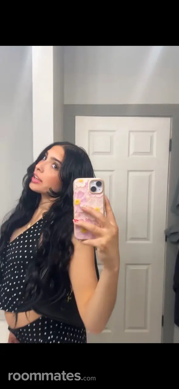 Profile photo 1 of 1