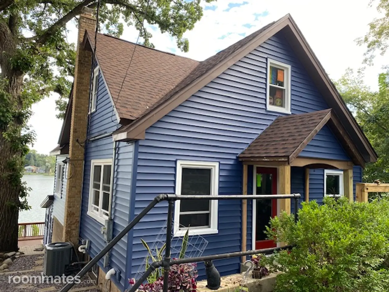 Profile photo 2 of 7