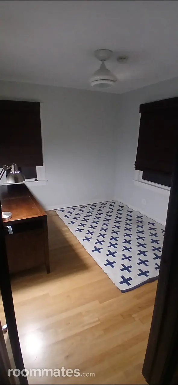 Profile photo 7 of 7