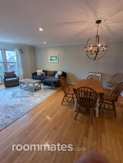 Room for rent in Warwick, RI $1100, condo
