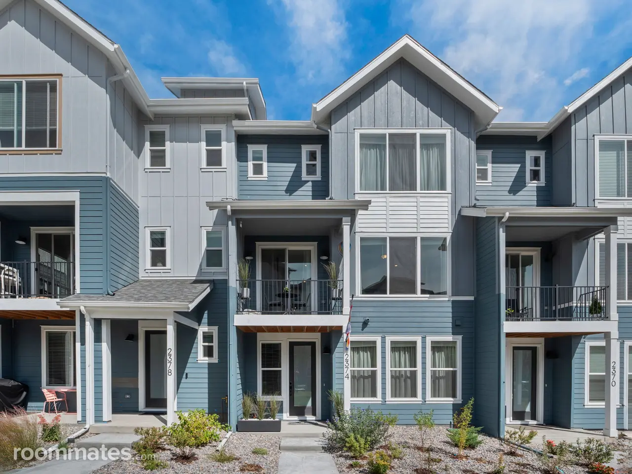 Profile photo 8 of 9