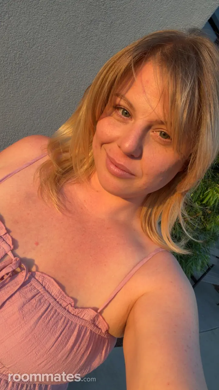 Profile photo 1 of 5