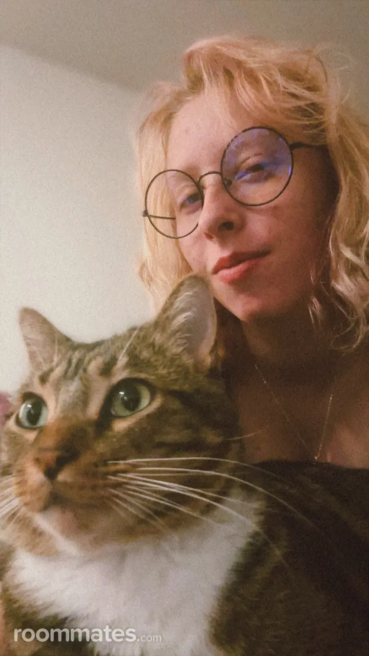 Profile photo 5 of 6