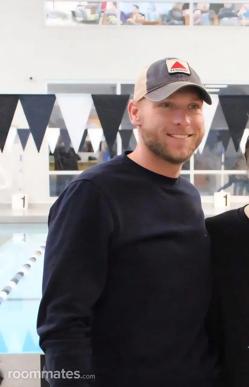 Profile photo 2 of 2