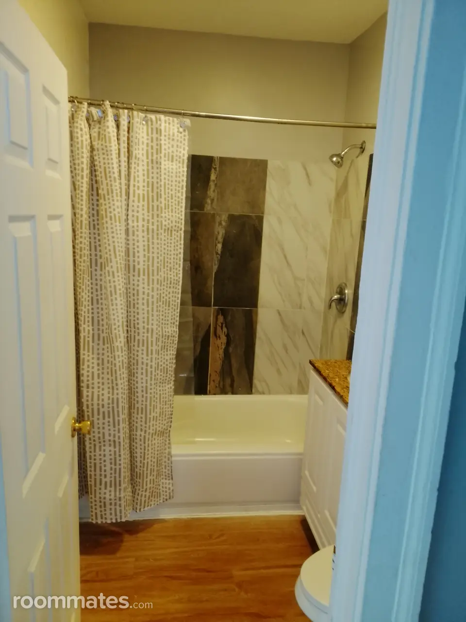 Profile photo 4 of 11