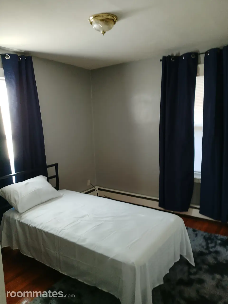 Profile photo 7 of 11