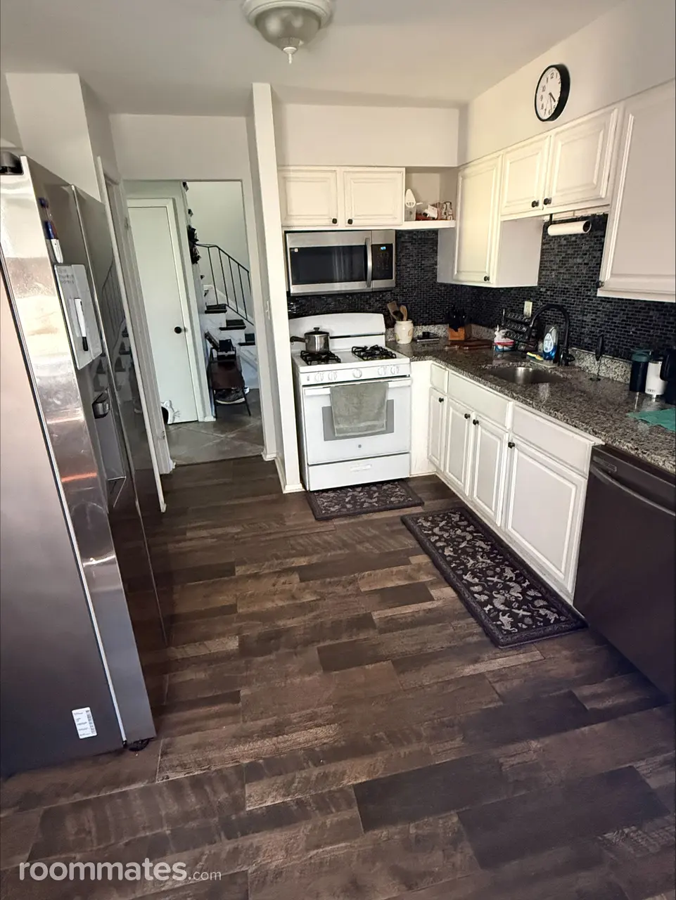 Profile photo 6 of 13