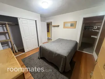 Room for rent in Seattle, WA $1225, house