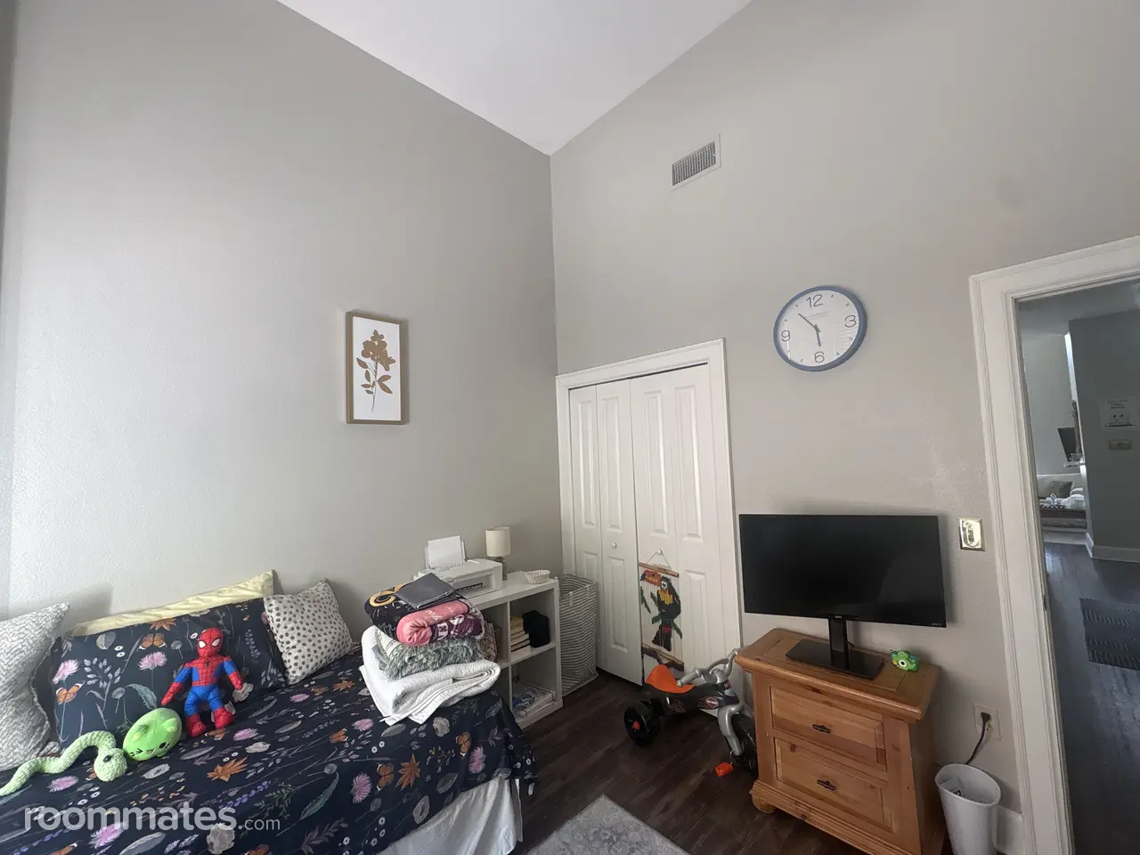 Profile photo 3 of 6