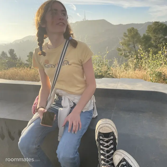 Roommate looking Sawtelle, CA, $2000