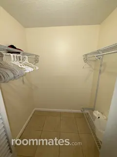 Room for rent in Tamarac, FL $1000, condo