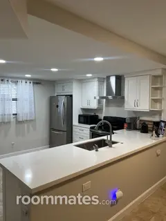 Room for rent in Tamarac, FL $1100, condo