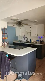 Room for rent in Phoenix, AZ $950, townhouse