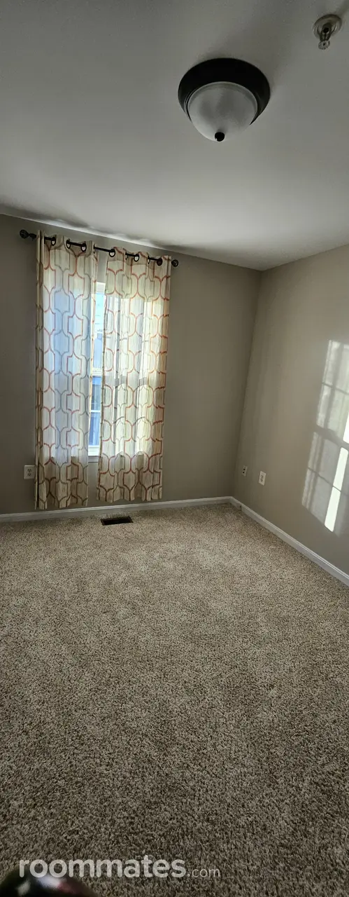 Profile photo 7 of 9