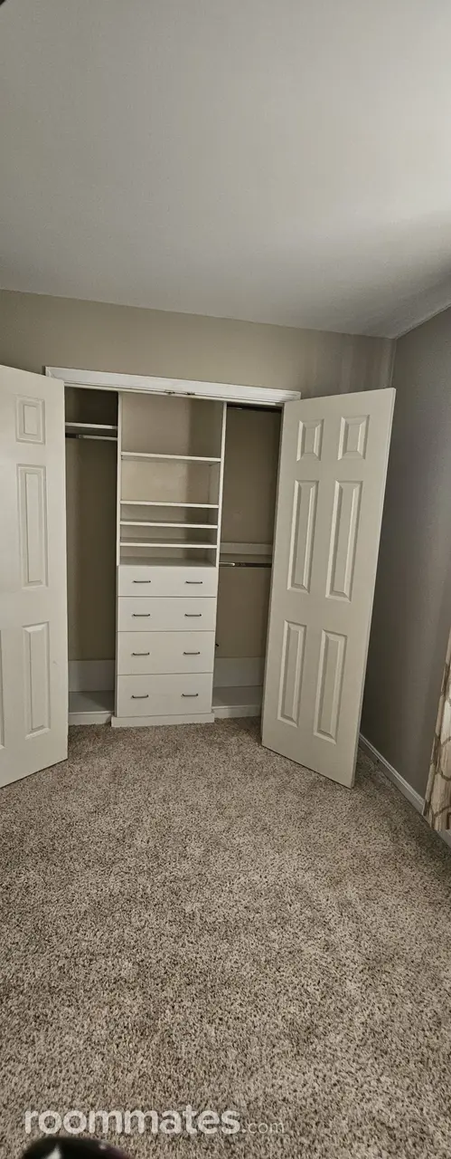 Profile photo 8 of 9