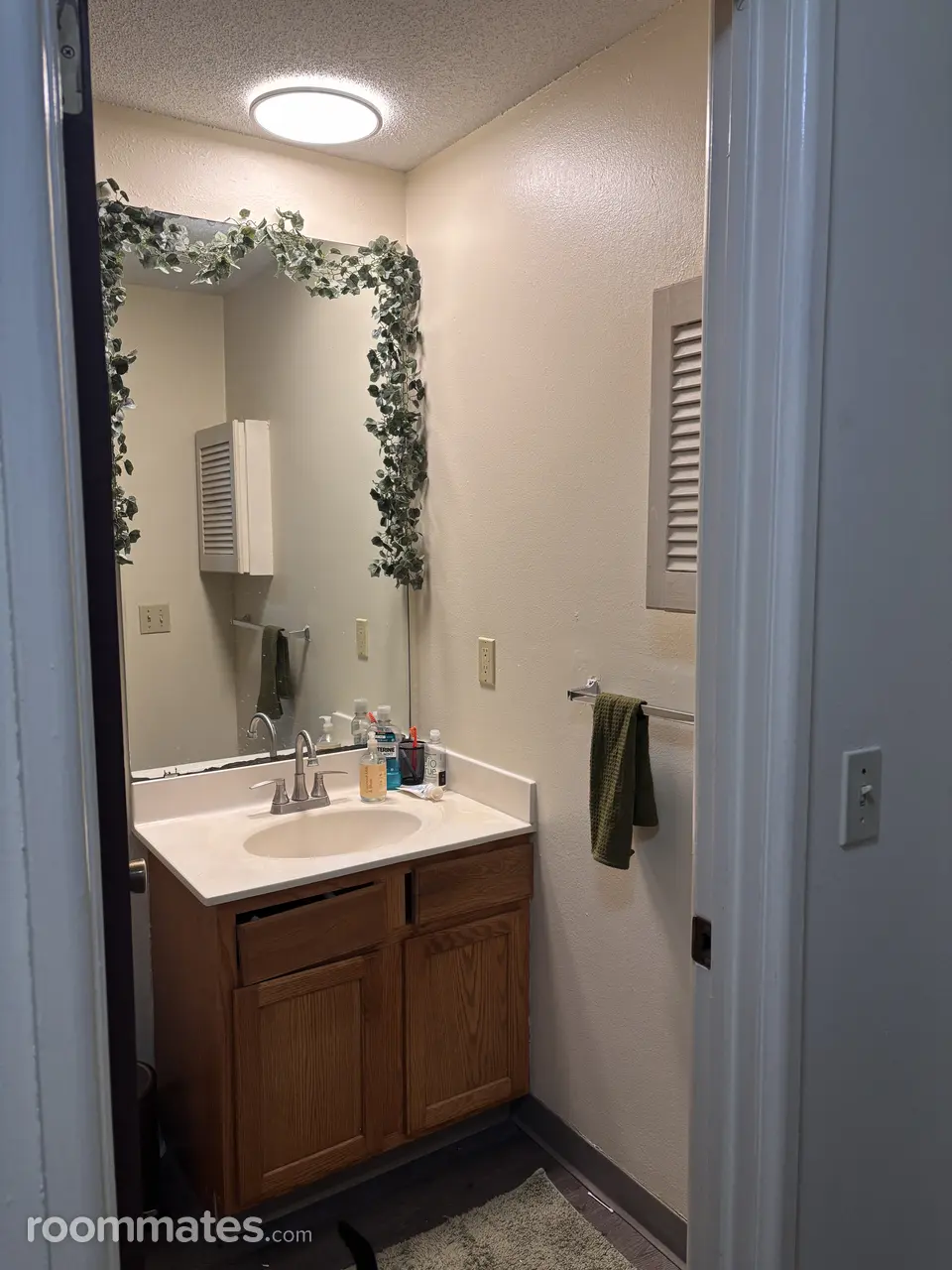 Profile photo 3 of 14