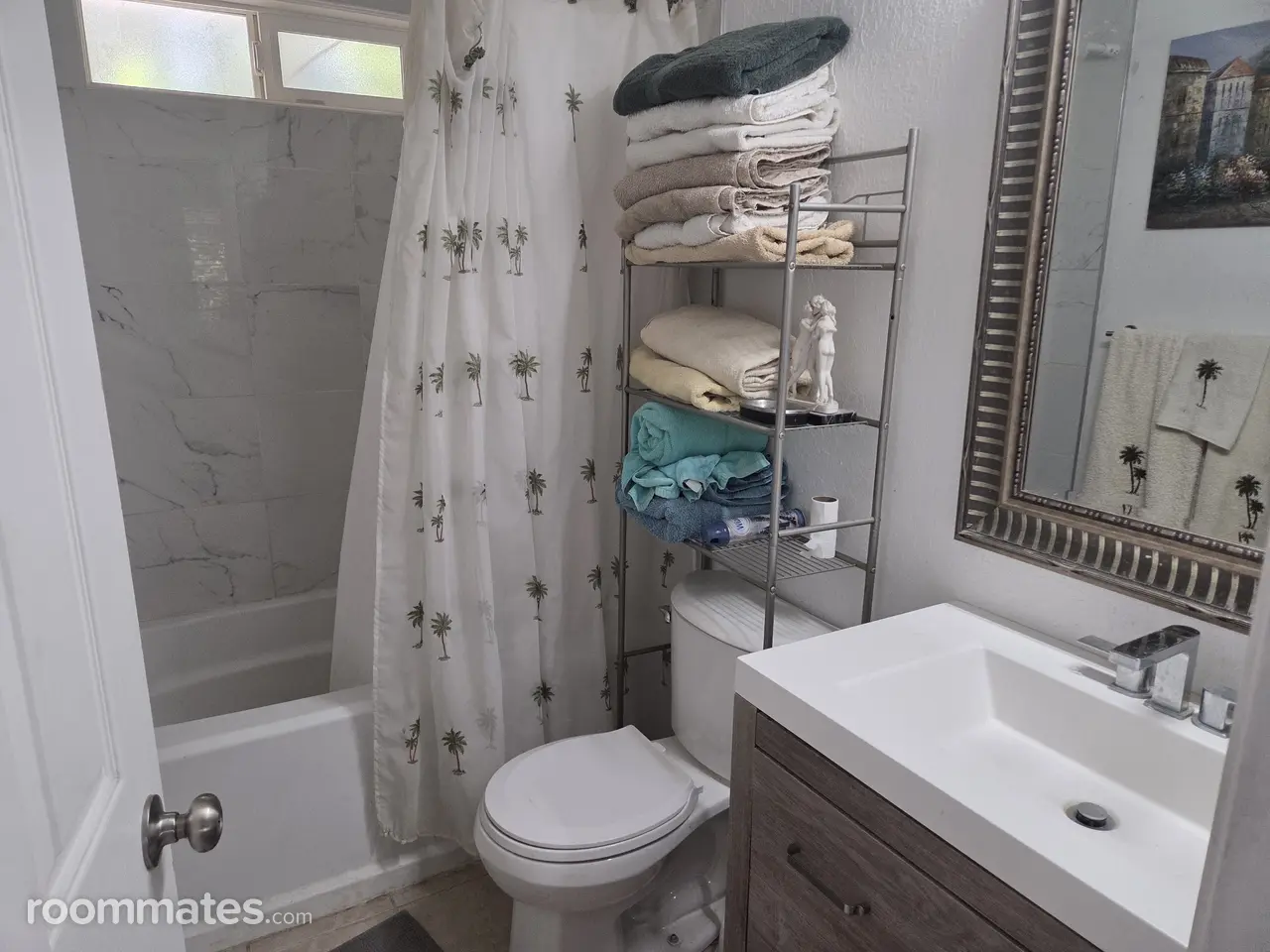 Profile photo 4 of 8