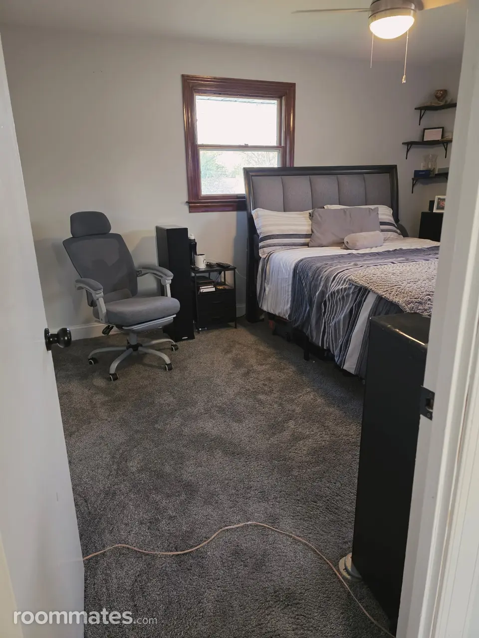 Profile photo 2 of 3