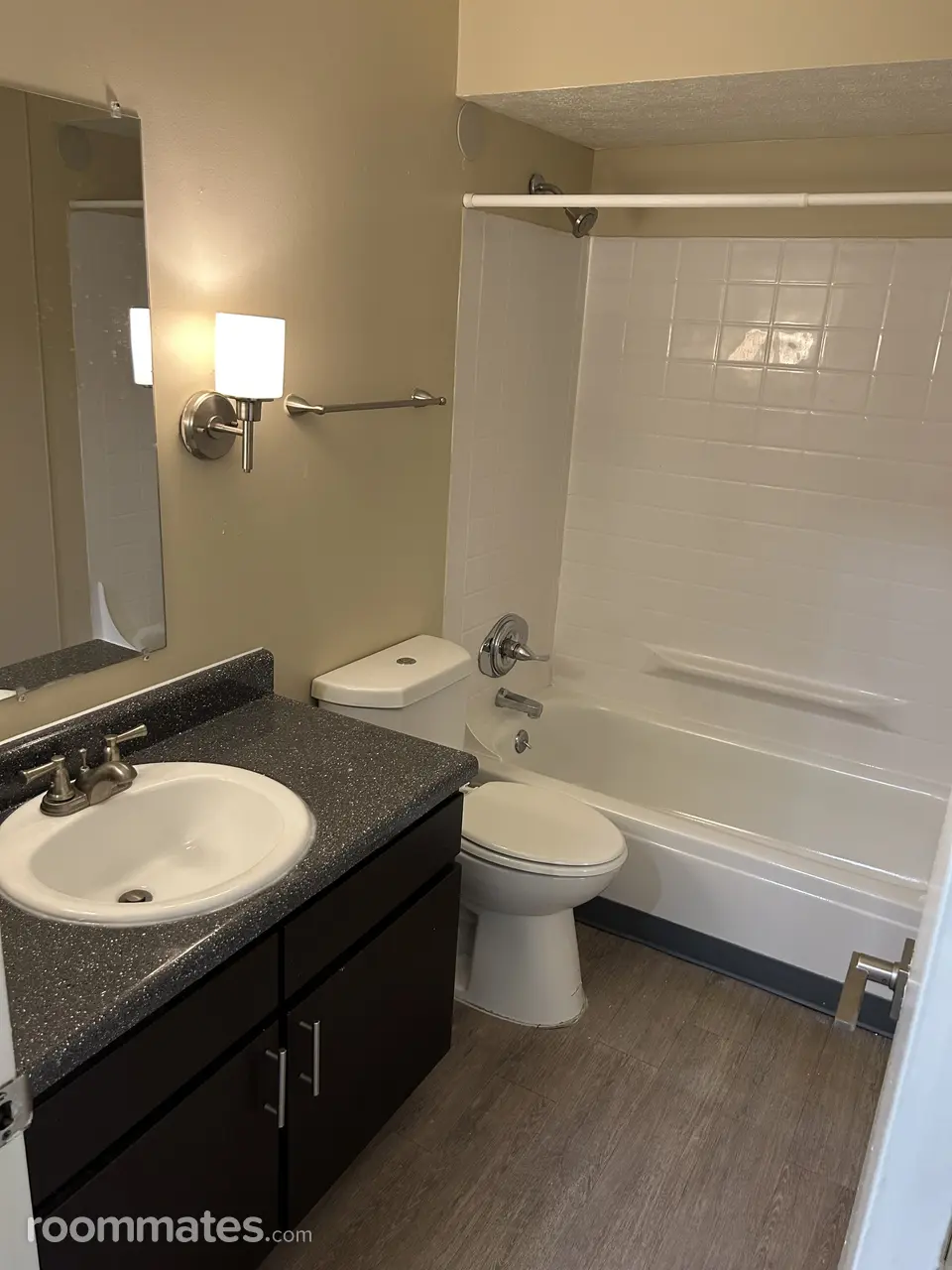 Profile photo 4 of 11