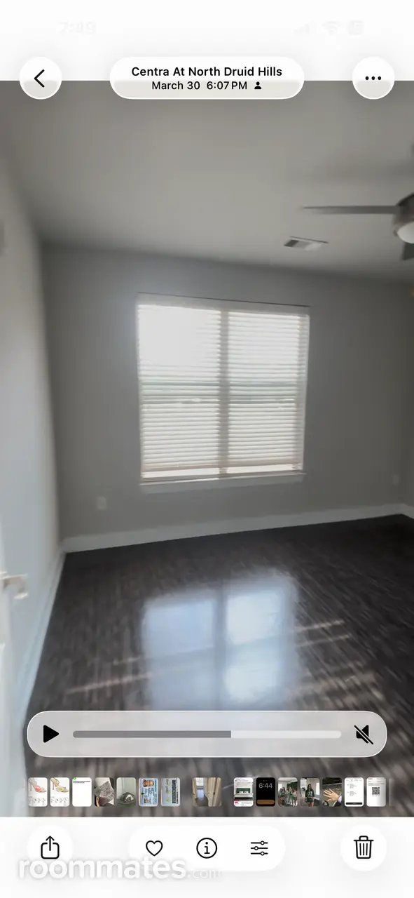 Profile photo 6 of 8