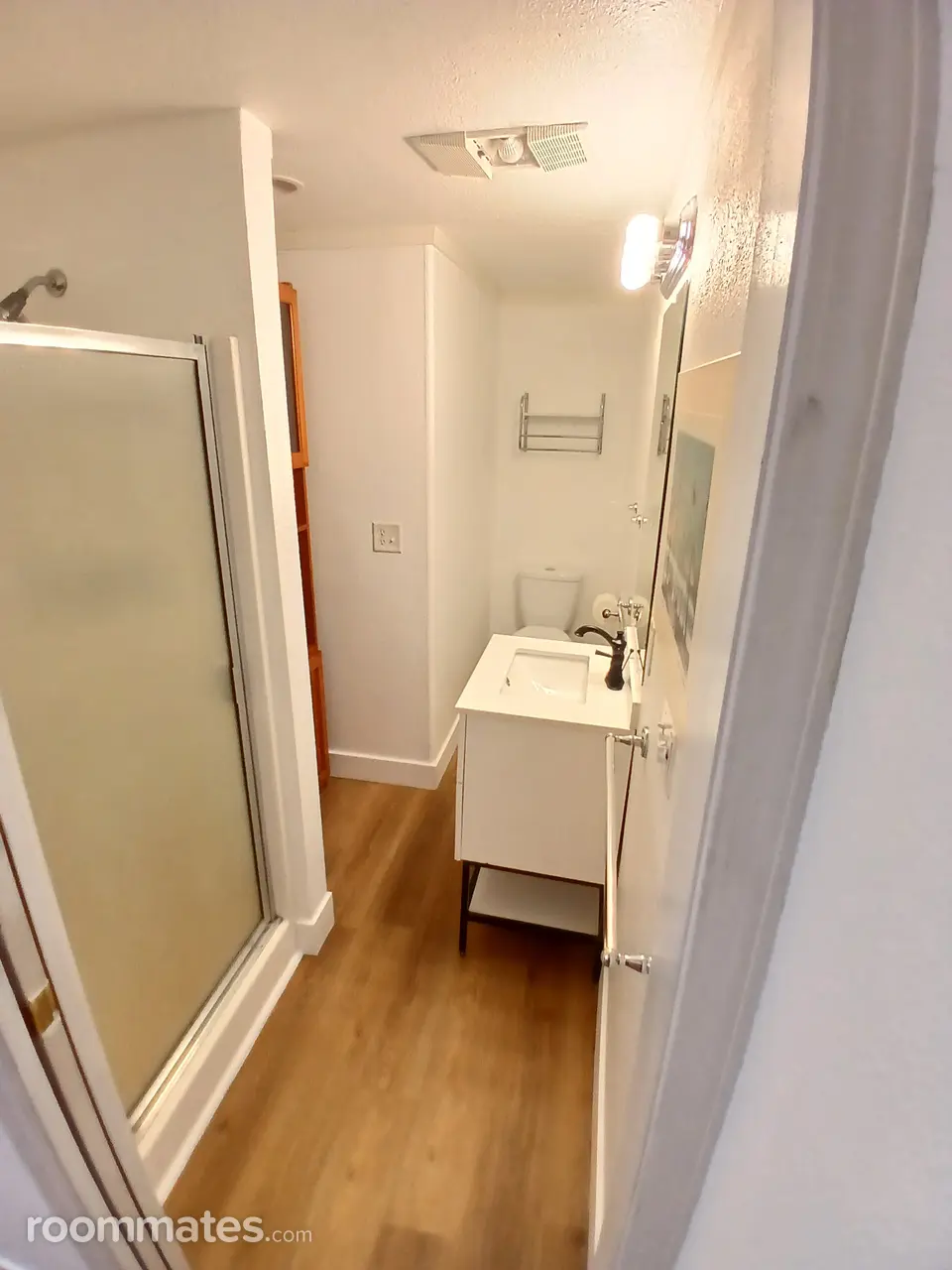 Profile photo 6 of 10