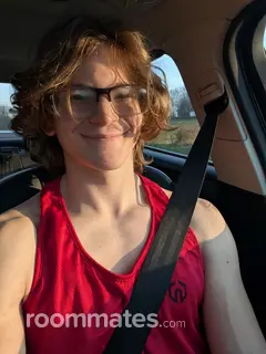 Roommate looking Hillsboro, OH, $700