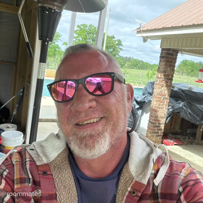 Roommate looking Watertown, MN, $1100