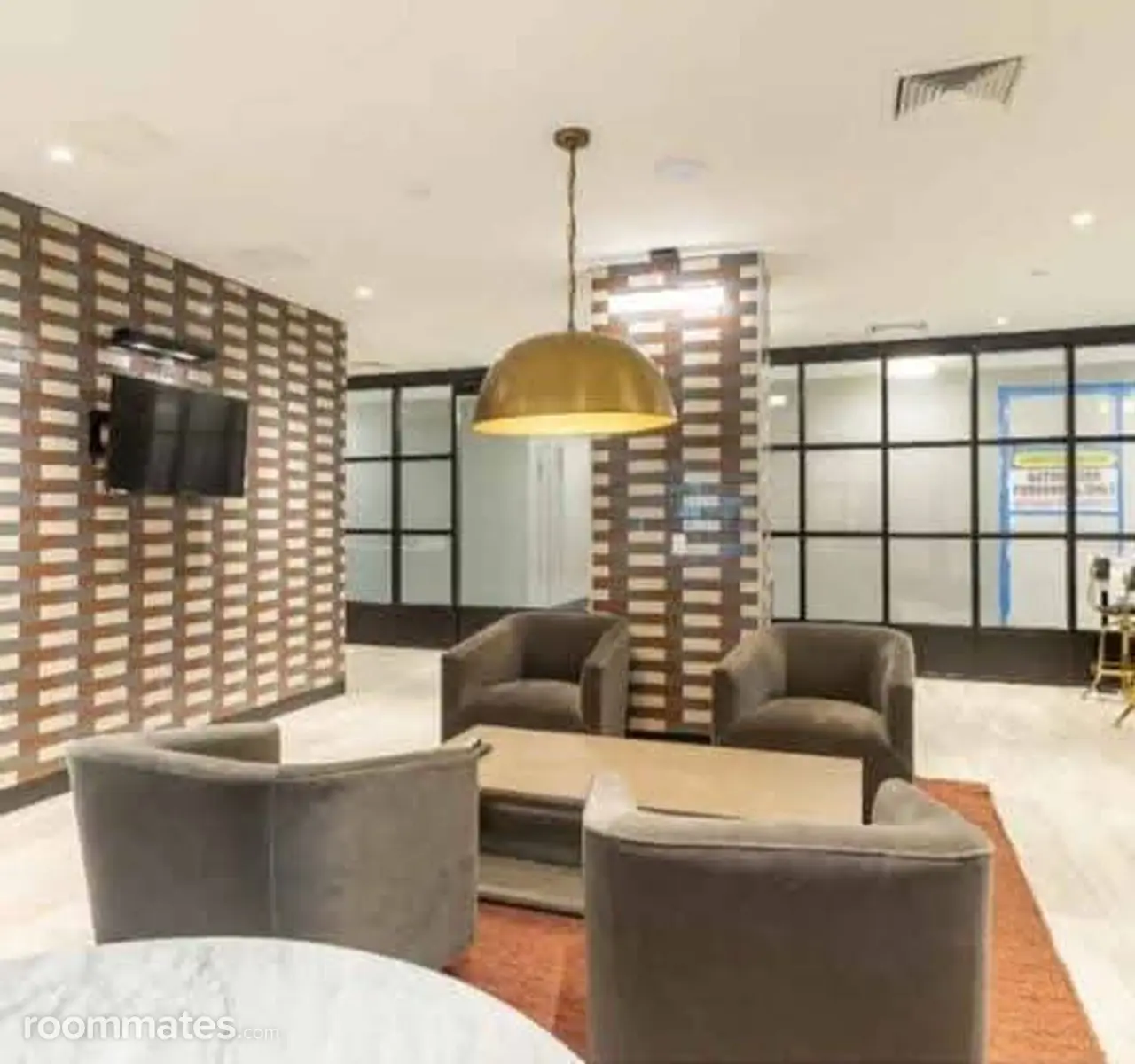 Profile photo 7 of 11