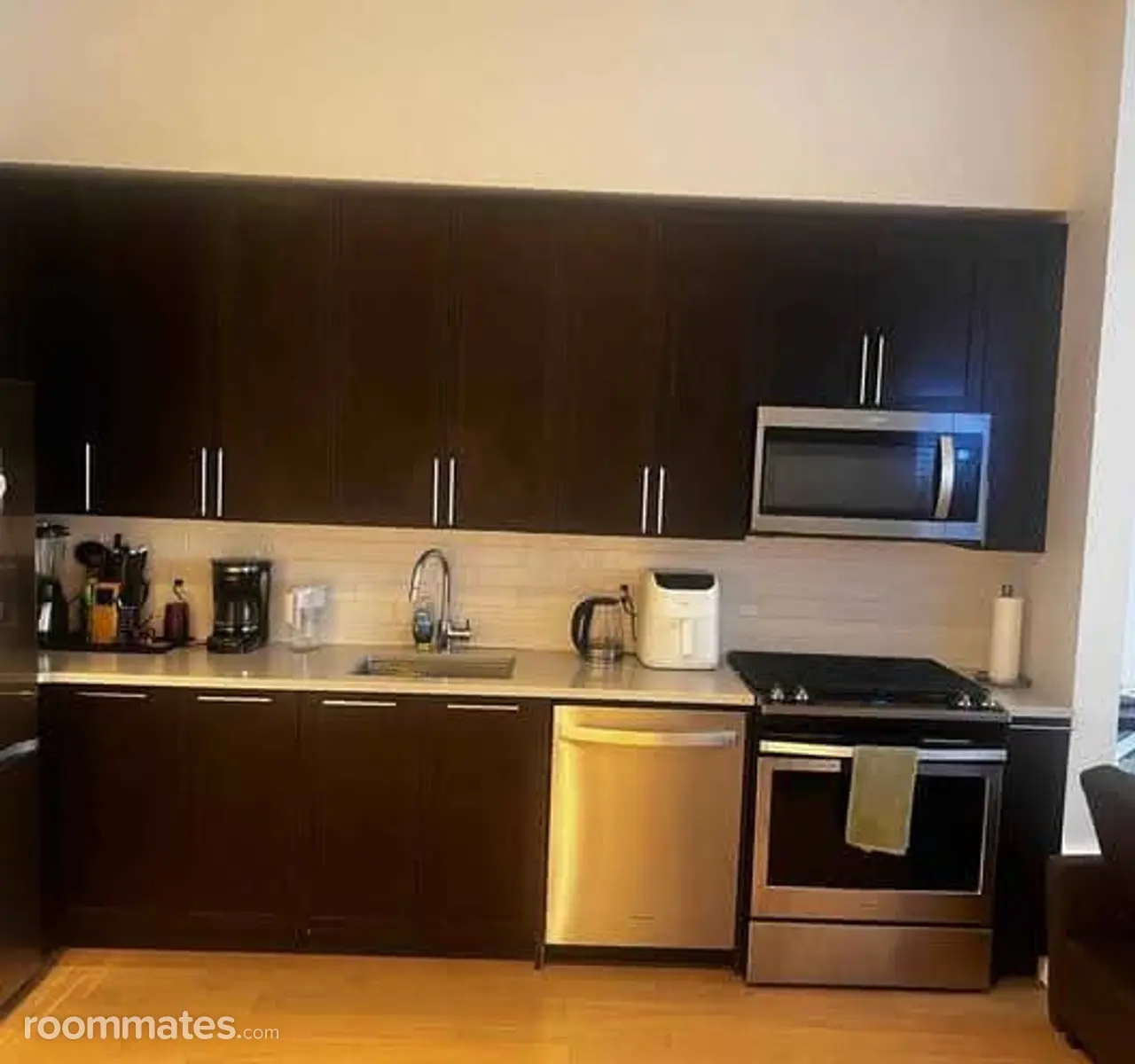 Profile photo 10 of 11