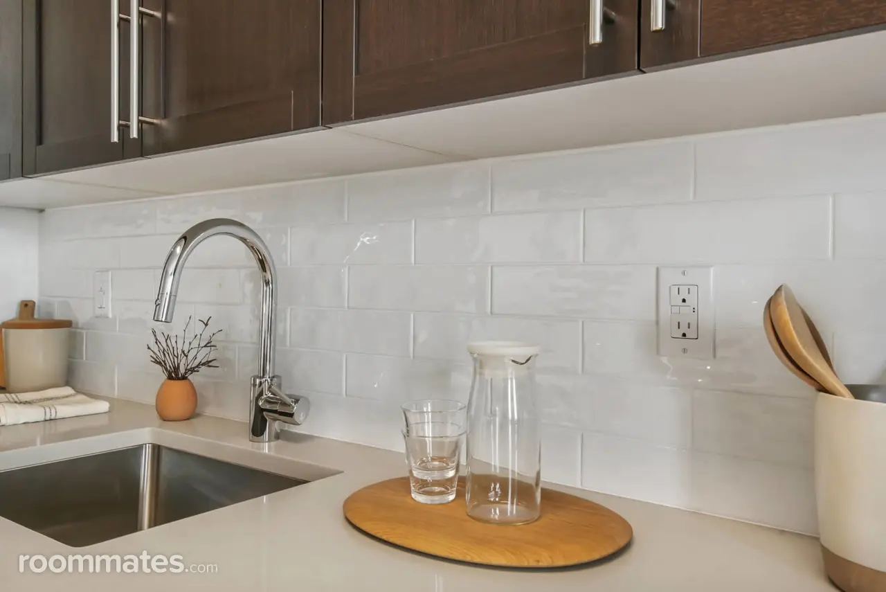 Profile photo 2 of 11