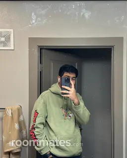 Roommate looking Miami, FL, $2000