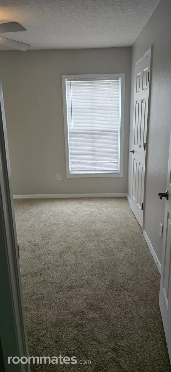 Profile photo 3 of 6