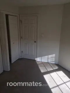 Room for rent in Glen Burnie, MD $800, townhouse