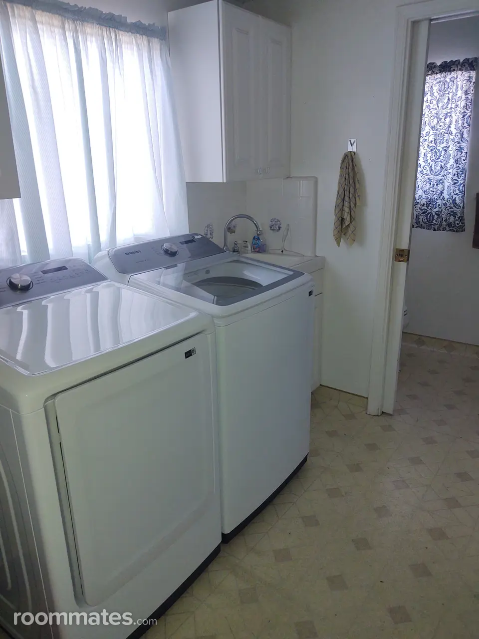 Profile photo 10 of 11