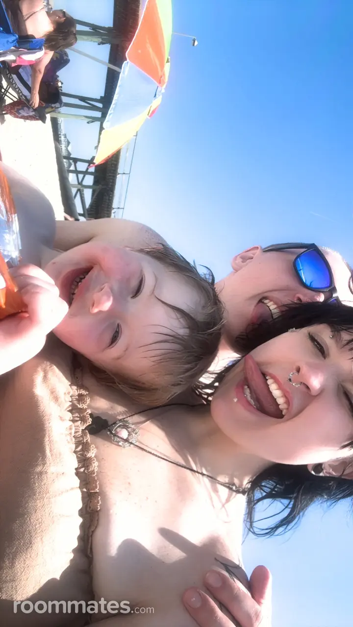 Profile photo 8 of 9