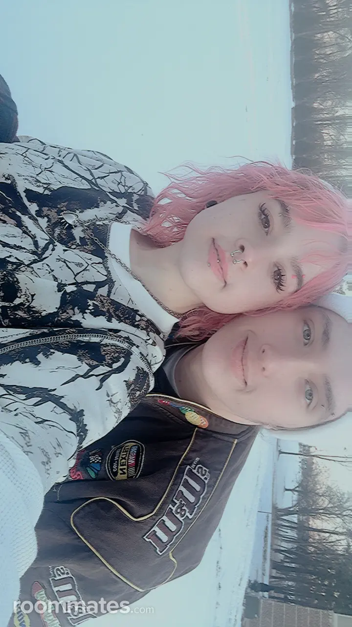 Profile photo 9 of 9