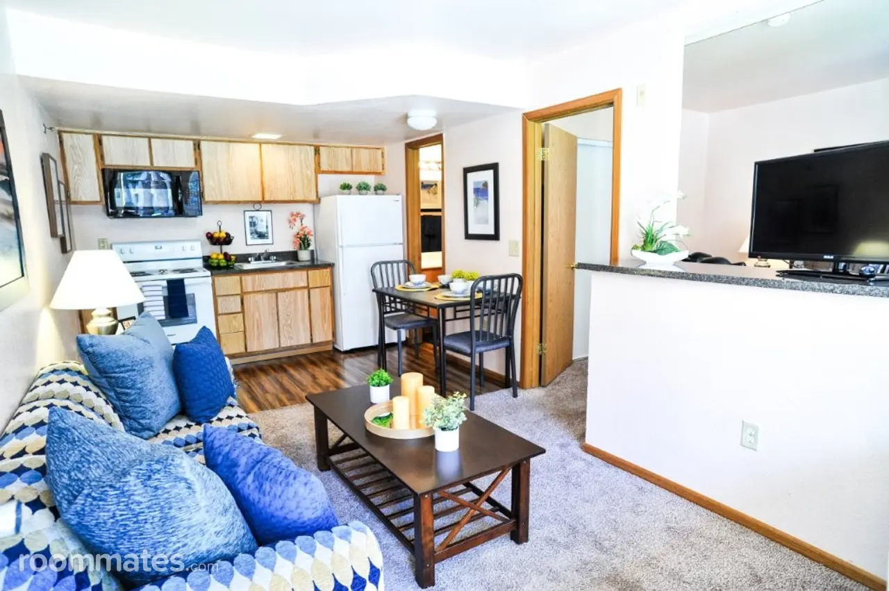 Profile photo 9 of 11