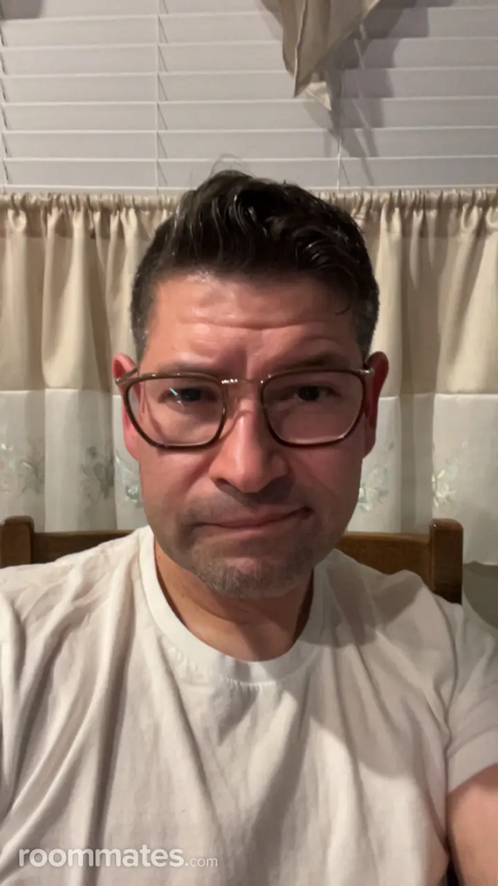 Profile photo 6 of 8