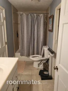 Room for rent in Duluth, GA $1200, house