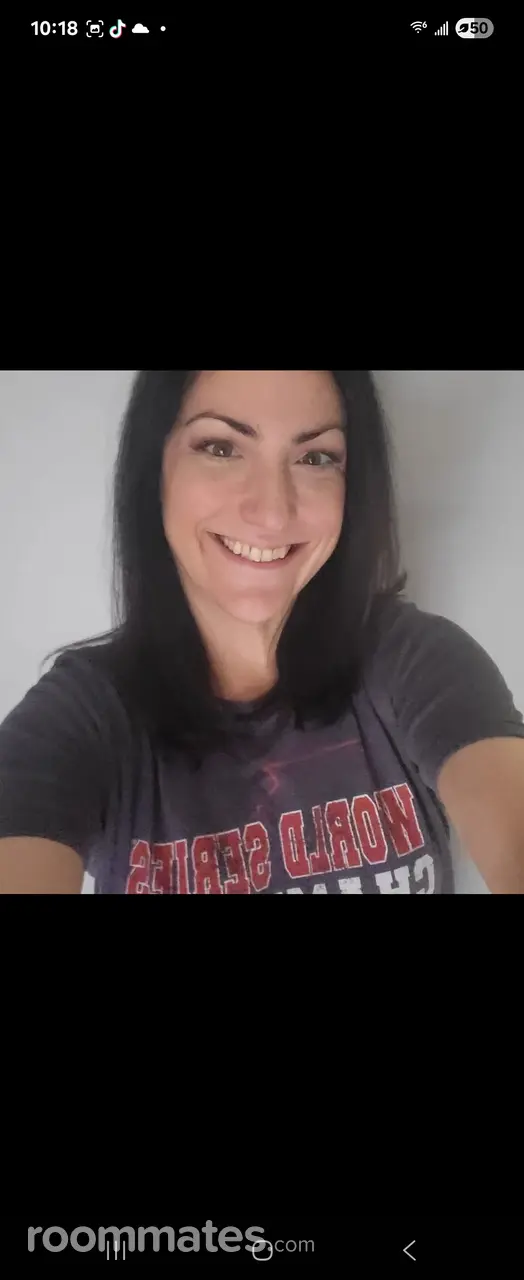 Profile photo 4 of 4