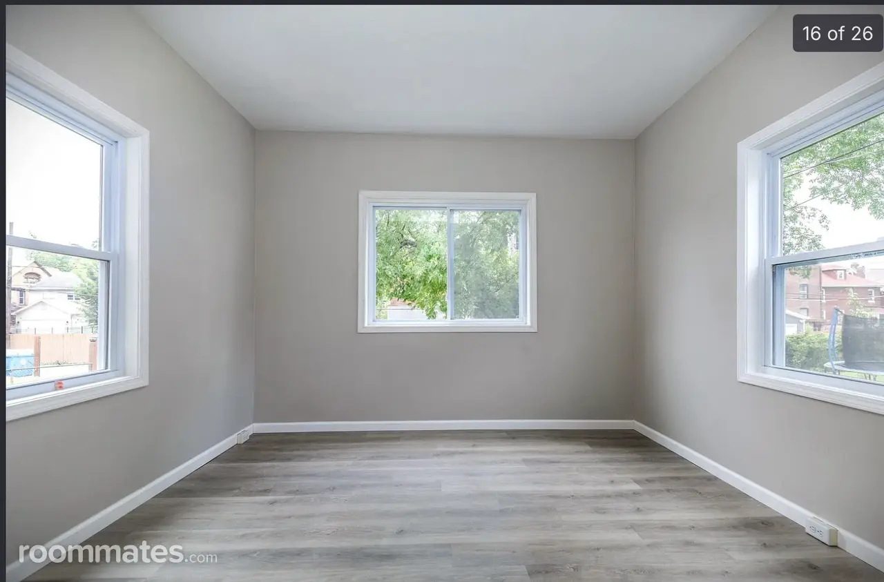 Profile photo 2 of 4