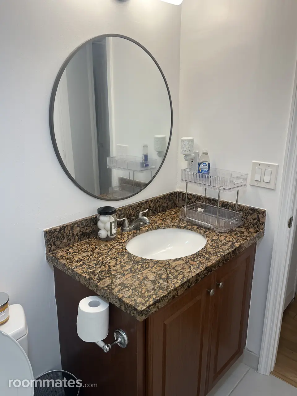 Profile photo 3 of 10