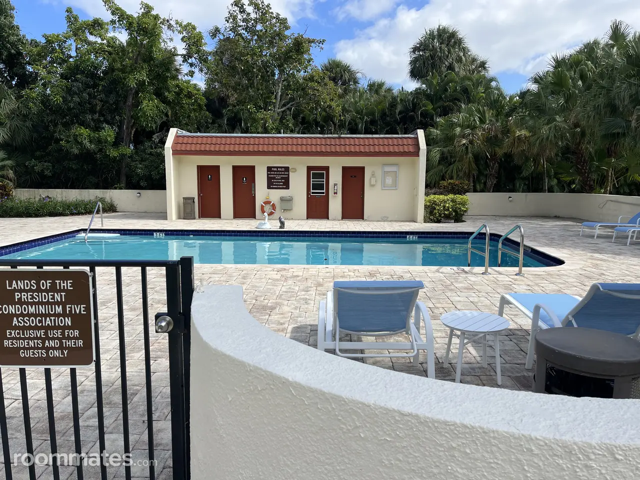 Profile photo 7 of 10