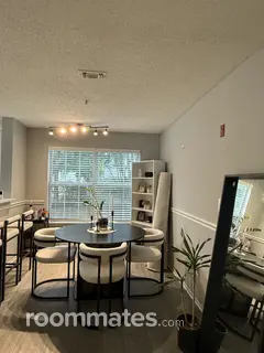 Room for rent in Lawrence Township, NJ $1400, house